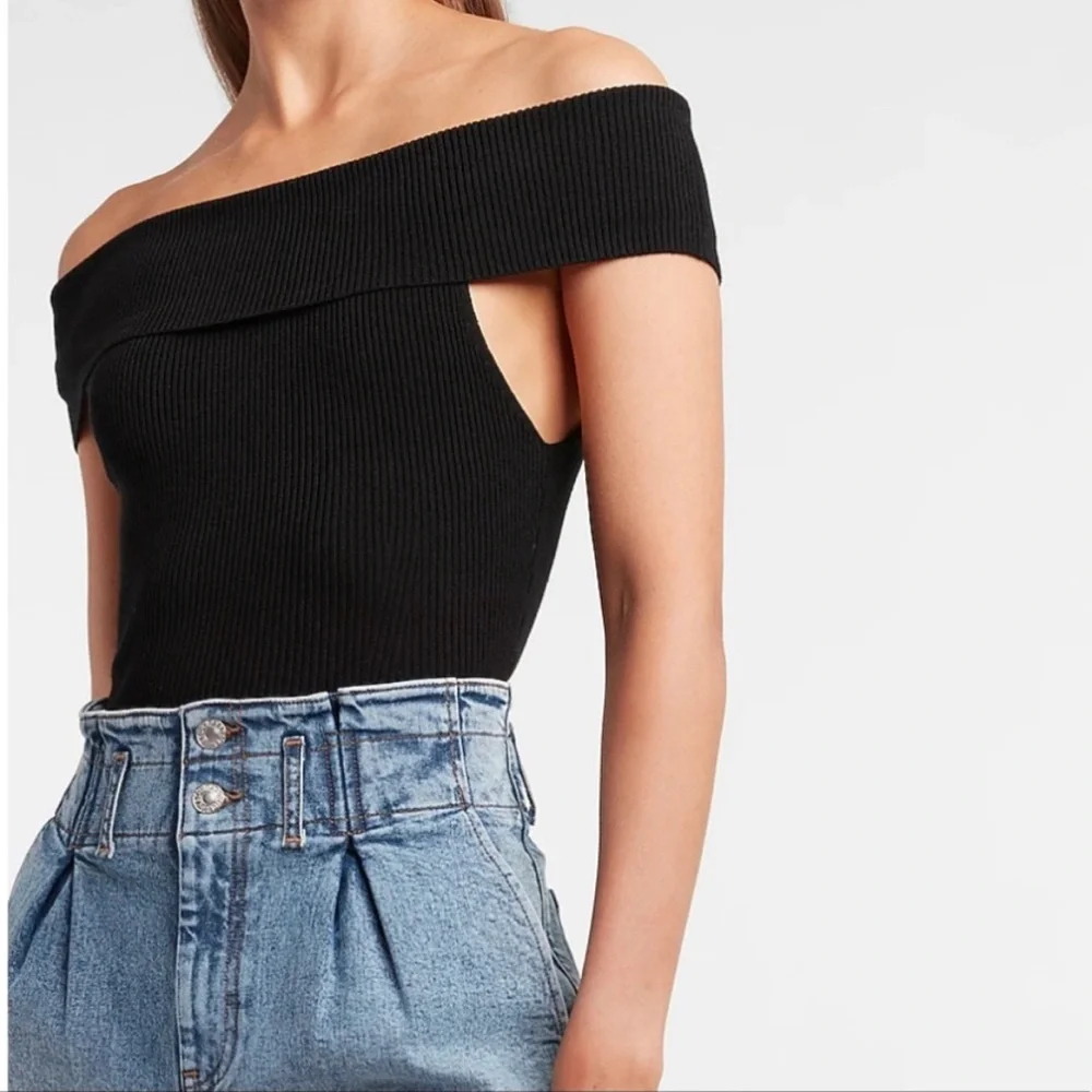Express Black Off the Shoulder Ribbed Knit Top, Women’s Size Small Petite. - Picture 4 of 7
